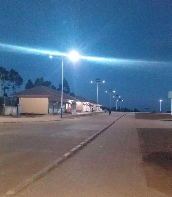 巩义市非洲科特迪瓦太阳能路灯工程